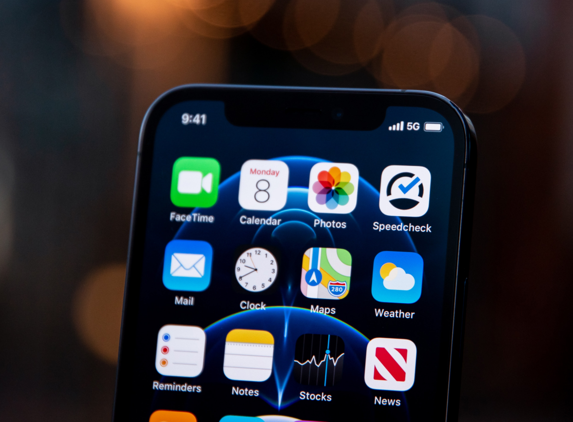 双柏苹果手机维修分享为什么 iPhone 12 在冬季会自动关机 